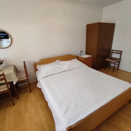 Mila Apartment *