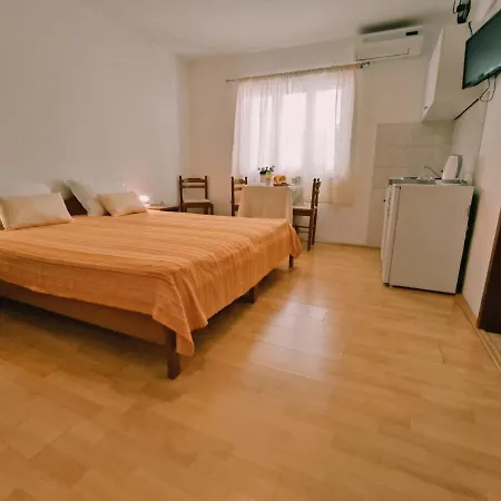 Apartment Mila *
